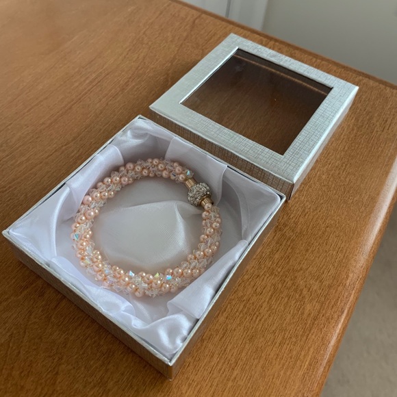 Handmade Swarovski crystal bracelet - Picture 7 of 7